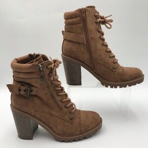 BGB Los Angeles Brown Lace-Up Ankle Boots
